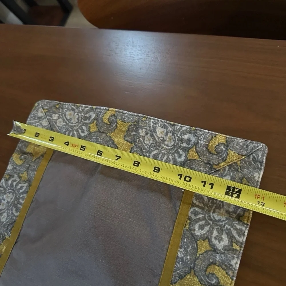 Threshold Brown Yellow Cream Table Runner